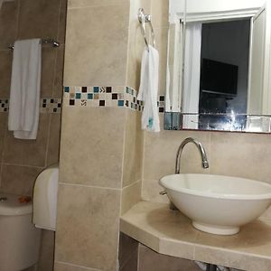 Habitación con Cama King
